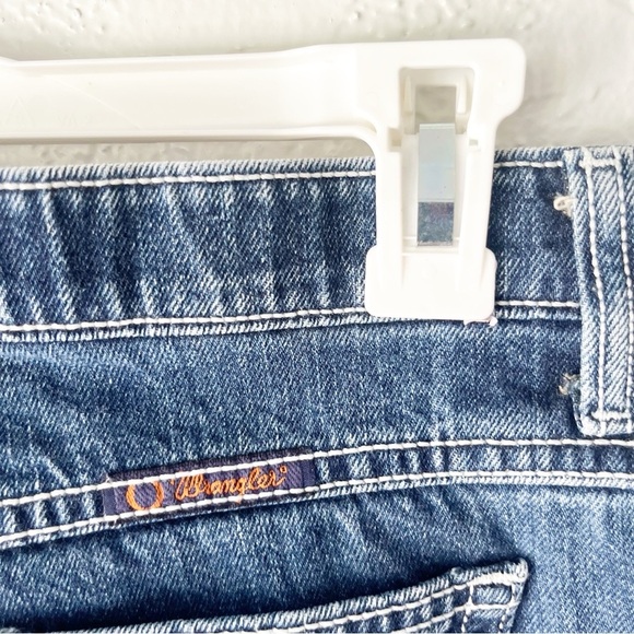 Wrangler Jeans Women's 5/6x34 Cash No Gap Waistband Embroidered Logo Pocket Boot - Picture 7 of 9